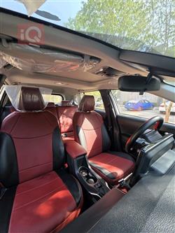 تۆیۆتا کۆرۆلا کرۆس